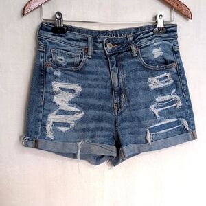 American Eagle Mom Shorts Denim High Rise Distressed Cuffed Hem Size 6